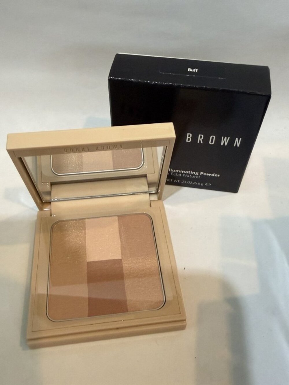 Bobbi Brown Nude Finish Illuminating Powder in Shade Buff 0.23 oz / 6.6g BNIB
